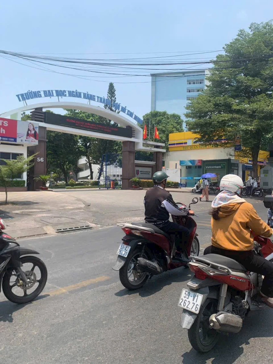 Bán 3 căn nhà mặt tiền Hoàng Diệu 2 Thủ Đức 38 tỷ - Ảnh thu nhỏ 3