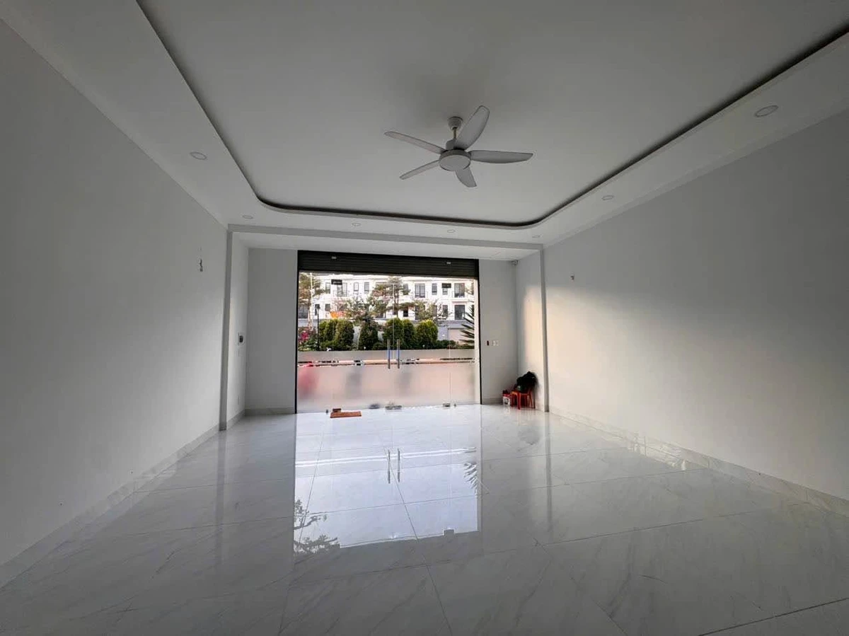 Bán nhà 4 tầng Eco City Premia 120m² gần 9 tỷ - Ảnh thu nhỏ 4