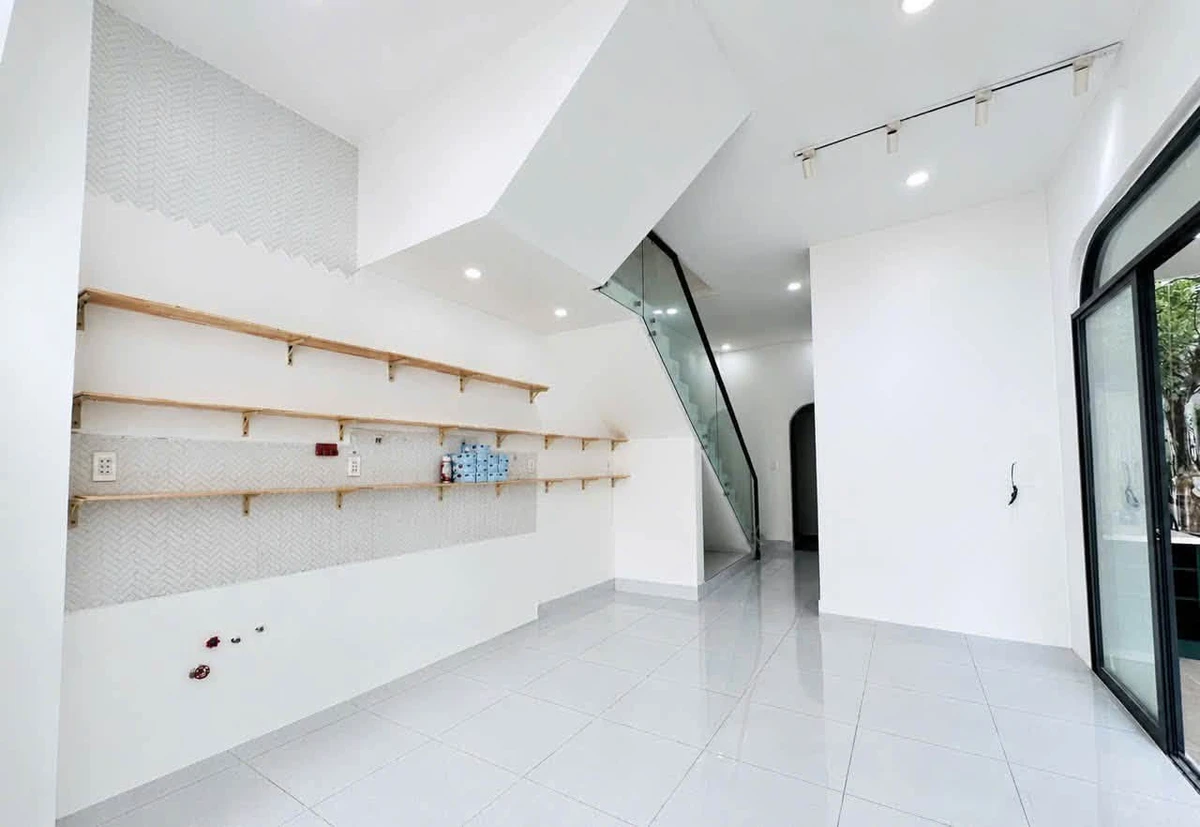 Bán nhà 1 trệt 1 lầu 134m² Phú Nhuận 4 tỷ 650 - Ảnh thu nhỏ 5