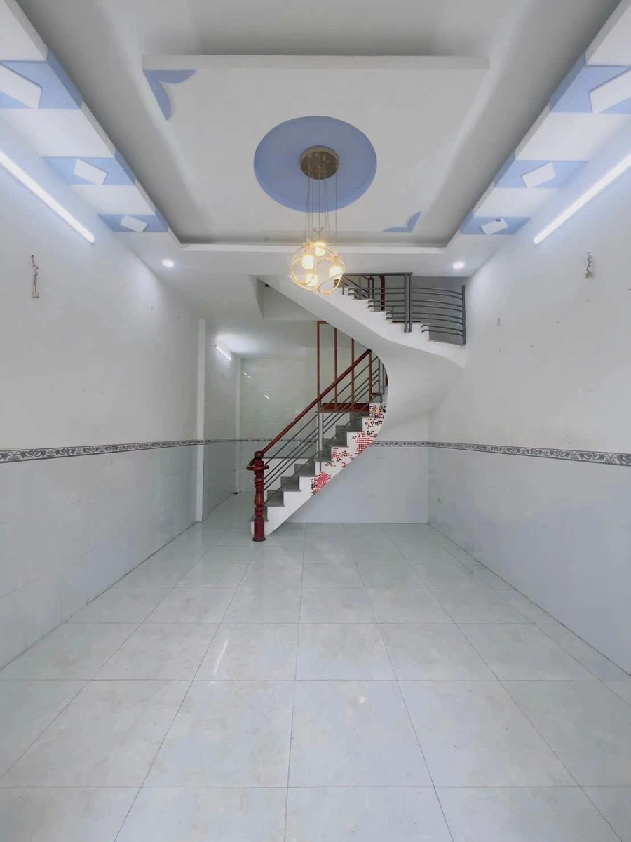 Bán nhà 1 trệt 1 lầu 2PN 40m2 Bình Tân 3.8 tỷ - Ảnh 1