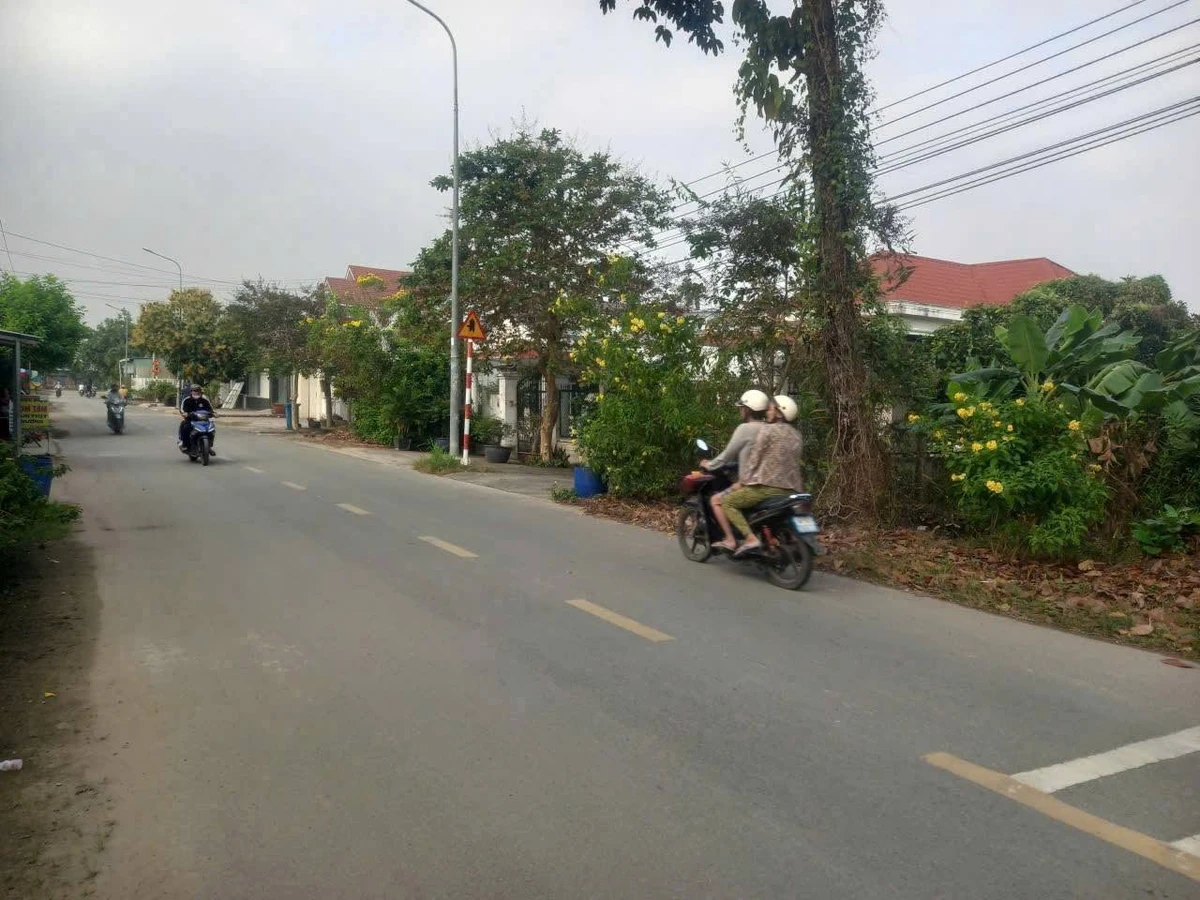 Bán nhà mặt tiền Thạnh Quý 130m² 2PN Bình Chánh 3,6 tỷ - Ảnh 1