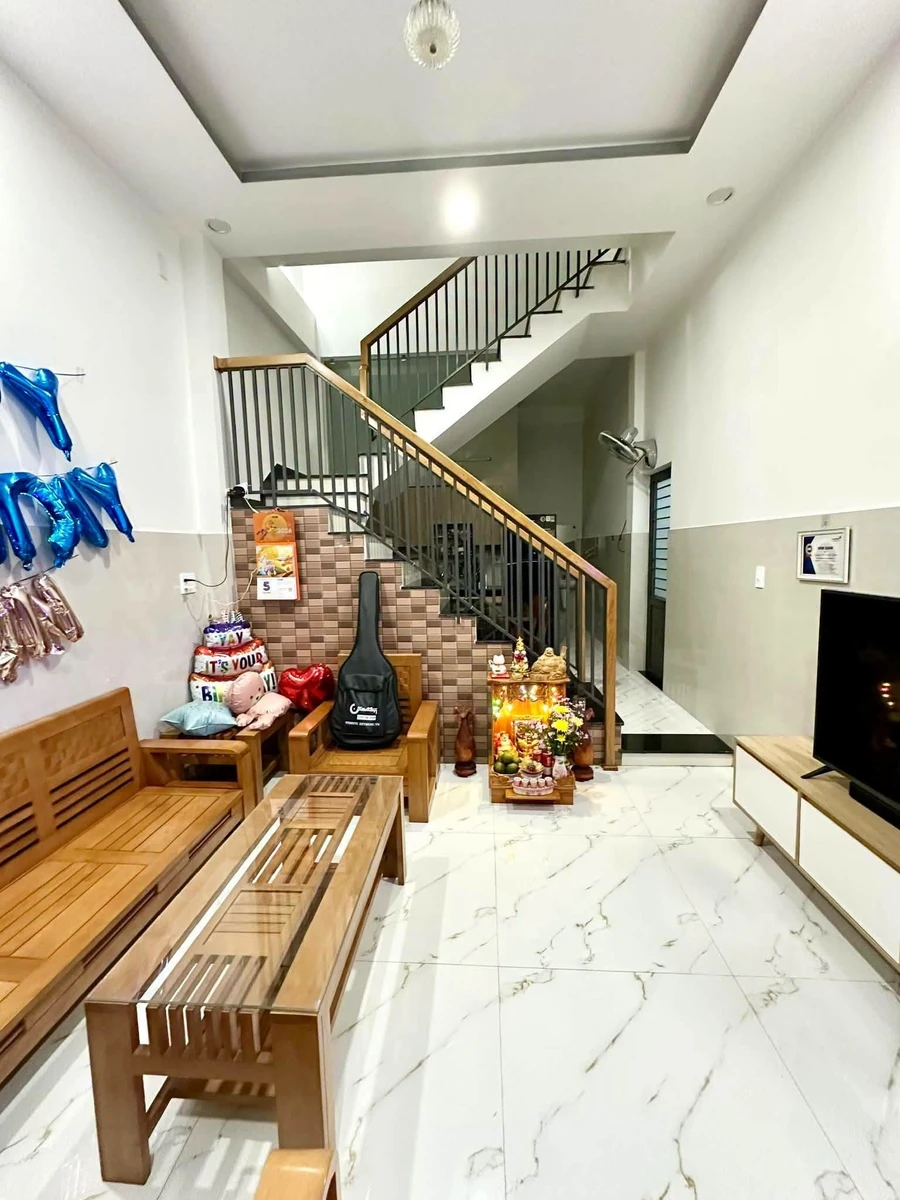 Bán nhà 2 tầng 100m2 mặt tiền Đà Nẵng, hơn 6 tỷ - Ảnh thu nhỏ 2