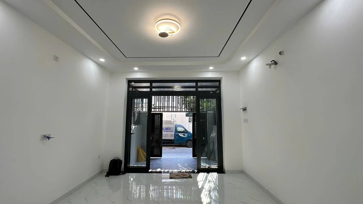 Bán nhà mới hẻm Nguyễn Biểu Vĩnh Hải 55.6m2 - Ảnh thu nhỏ 3