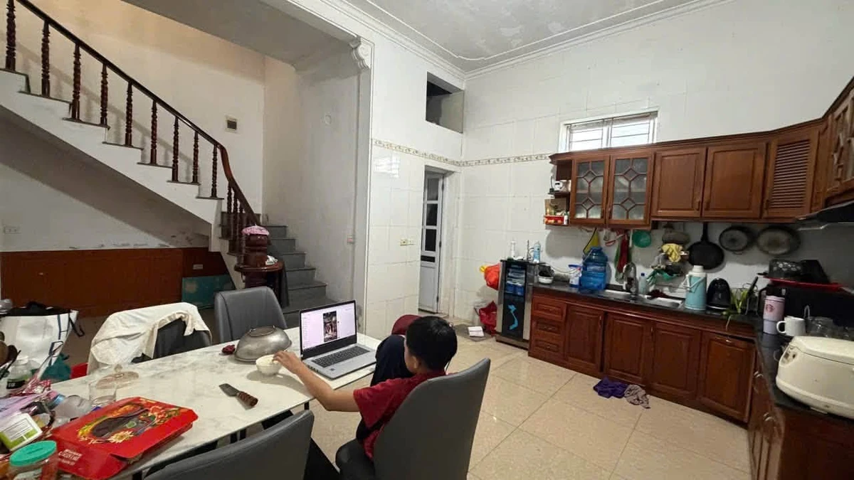Bán nhà 2 tầng mặt đường Tôn Thất Tùng, 75m2, Quận 1 - Ảnh thu nhỏ 4