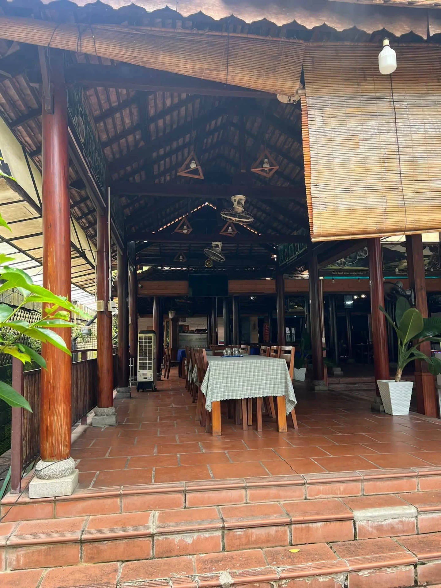 Bán mặt bằng kinh doanh nhà hàng, cafe sân vườn 250m² Đồng Xoài - Ảnh 1