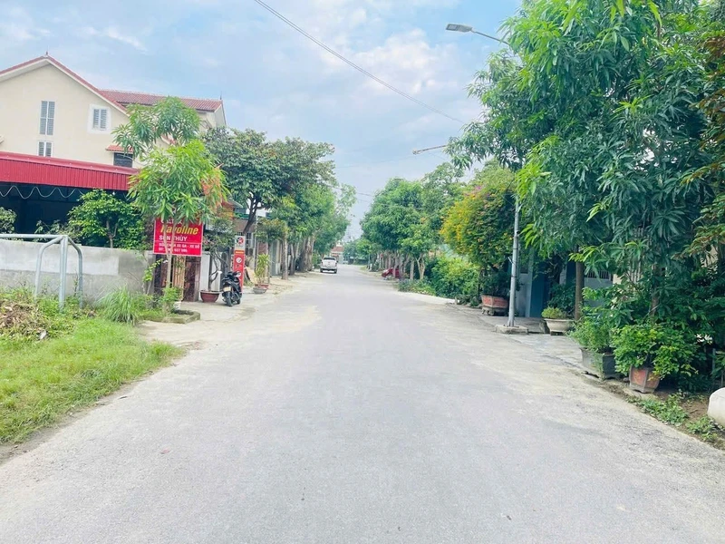 Bán đất góc 83.6m2 mặt tiền 8m Nguyễn Xuân Linh