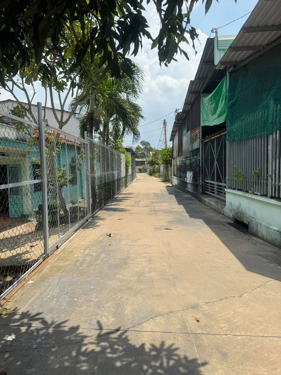 Bán đất gần chợ Phú An, hơn 100m2 có thổ cư - Ảnh 1