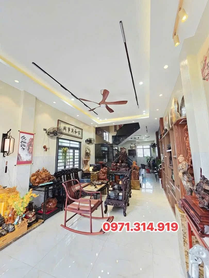 Bán nhà 3 tầng 64m² Xuân Diệu Quy Nhơn 8 tỷ - Ảnh thu nhỏ 3