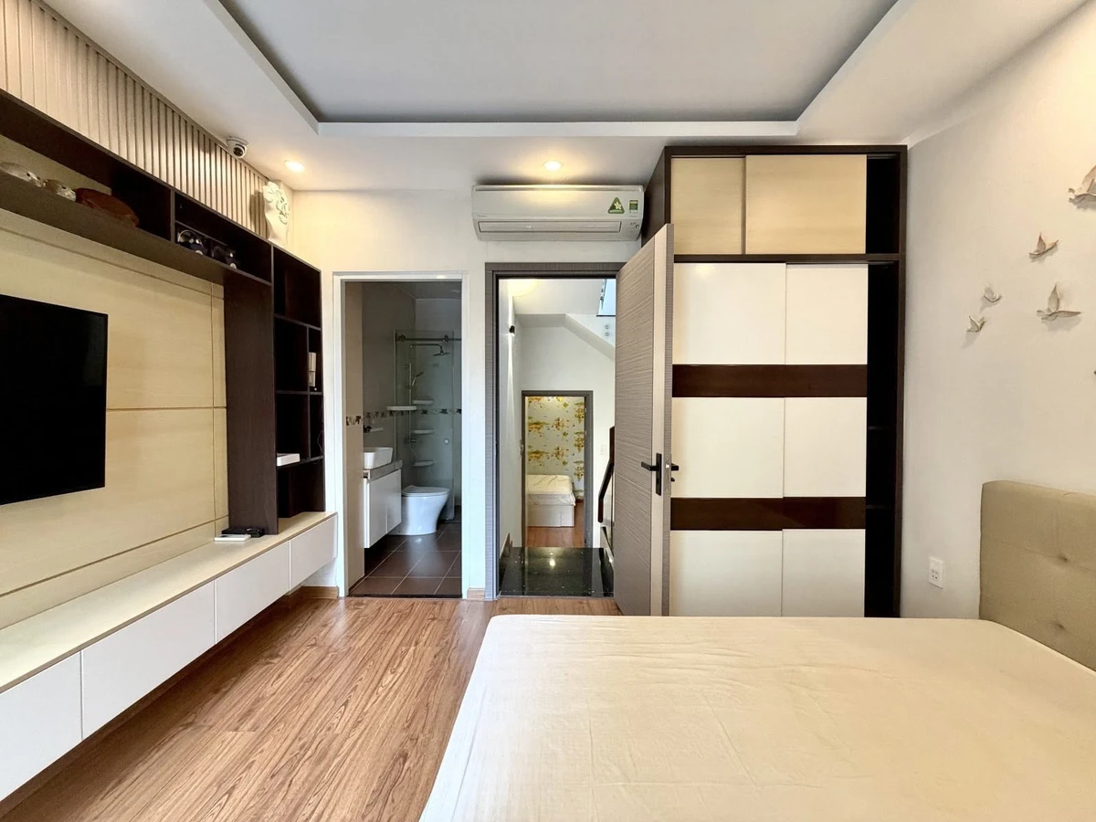 Bán nhà phố 3 tầng 45m² full nội thất Nguyễn Xí 8.99 tỷ - Ảnh thu nhỏ 2