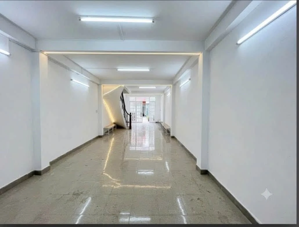 Bán nhà phố 88m² 4PN mặt tiền Trịnh Đình Thảo Tân Phú 13.3 tỷ - Ảnh thu nhỏ 3