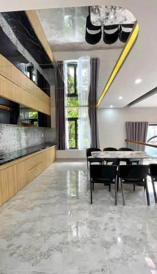 Bán nhà mặt tiền Hoàng Văn Thụ, Quy Nhơn, 48,1m2, 4 tầng rưỡi, 4PN, giá hơn 7 tỷ - Ảnh thu nhỏ 4
