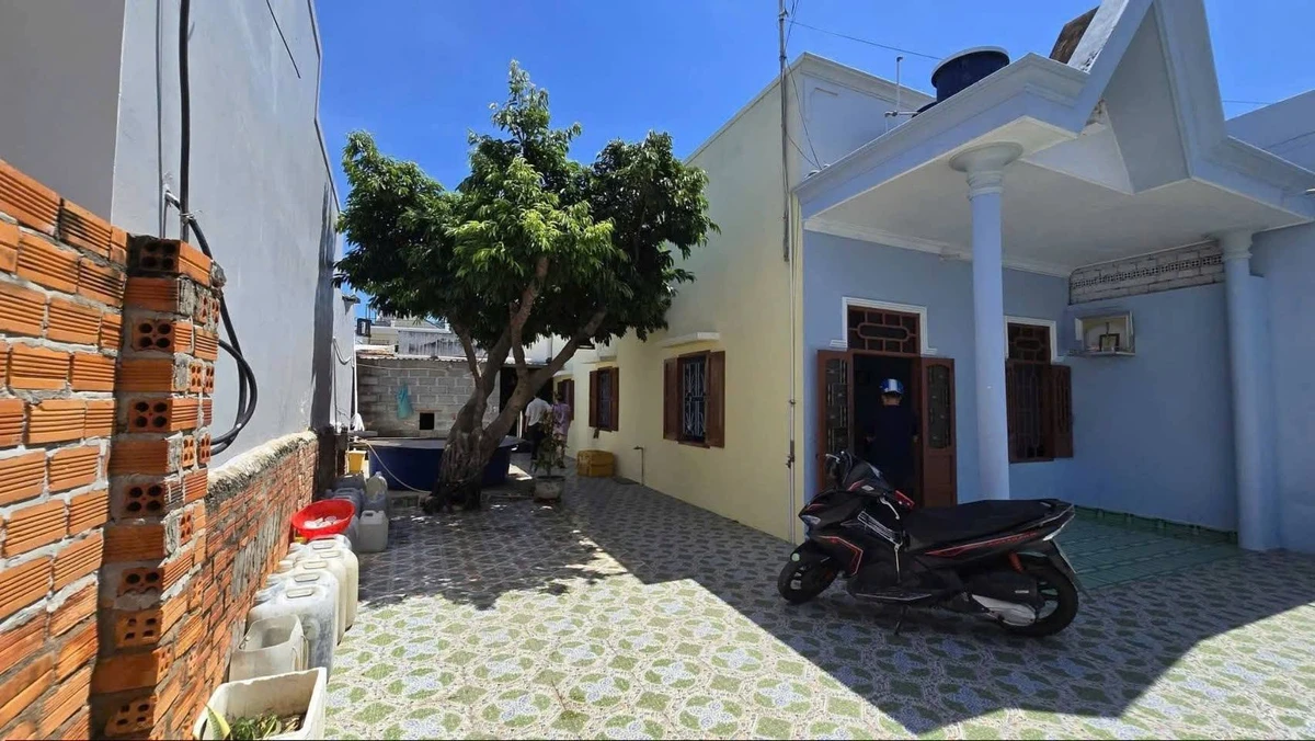 Nhà cấp 4 mặt tiền Phan Trung, Phan Thiết, 216m2, 5,1 tỷ - Ảnh thu nhỏ 3