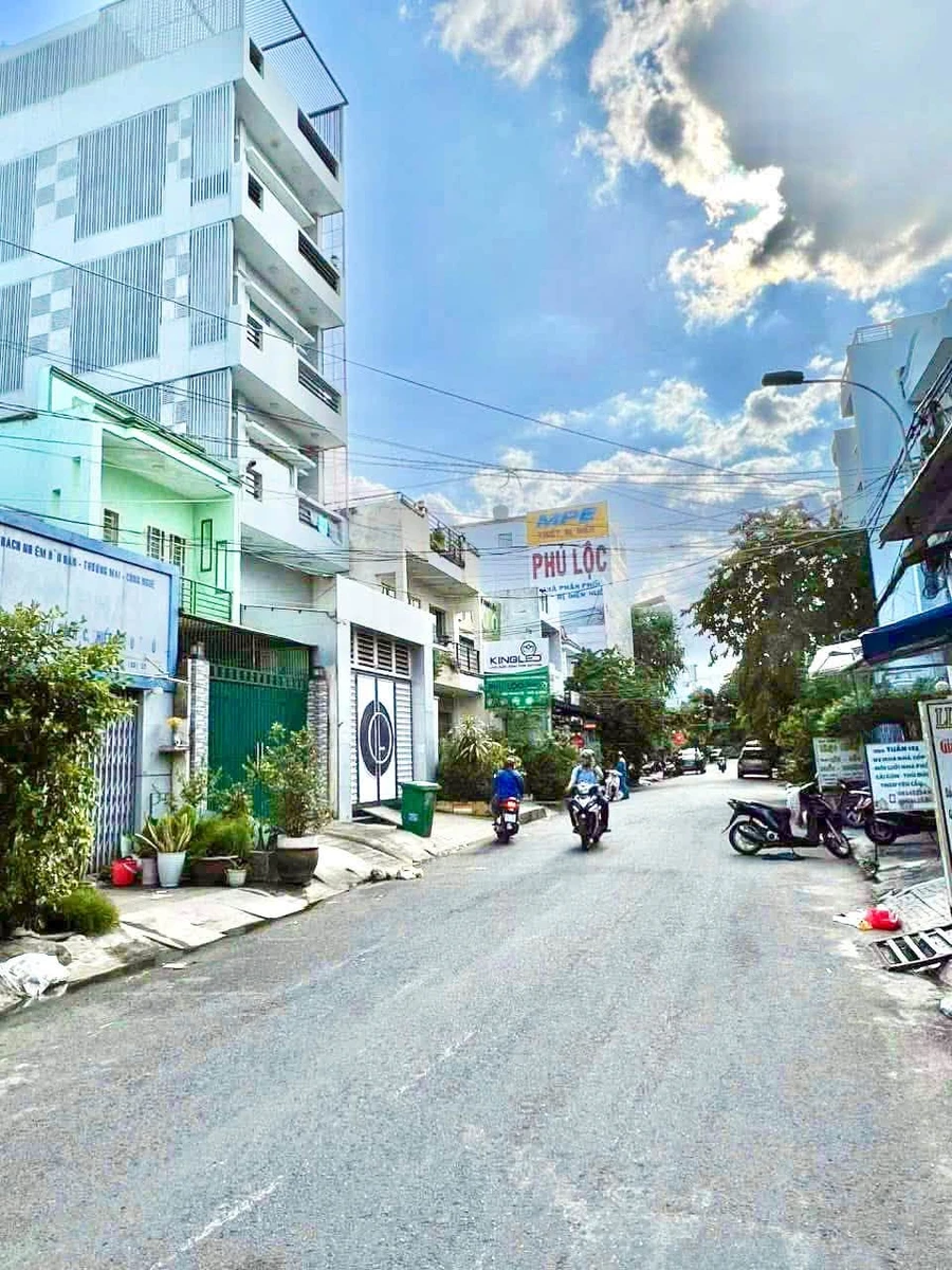 Bán căn hộ dịch vụ mặt tiền 25 tỷ, 98m² Quận 7 - Ảnh thu nhỏ 2