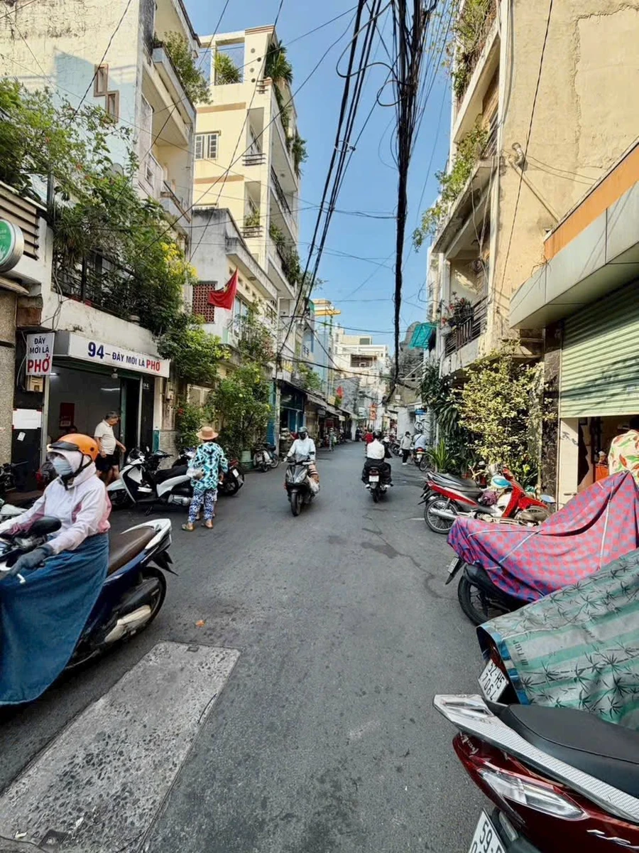 Bán shophouse mặt tiền Phan Đình Phùng, 47m2, 9 tỷ, Phú Nhuận - Ảnh thu nhỏ 2
