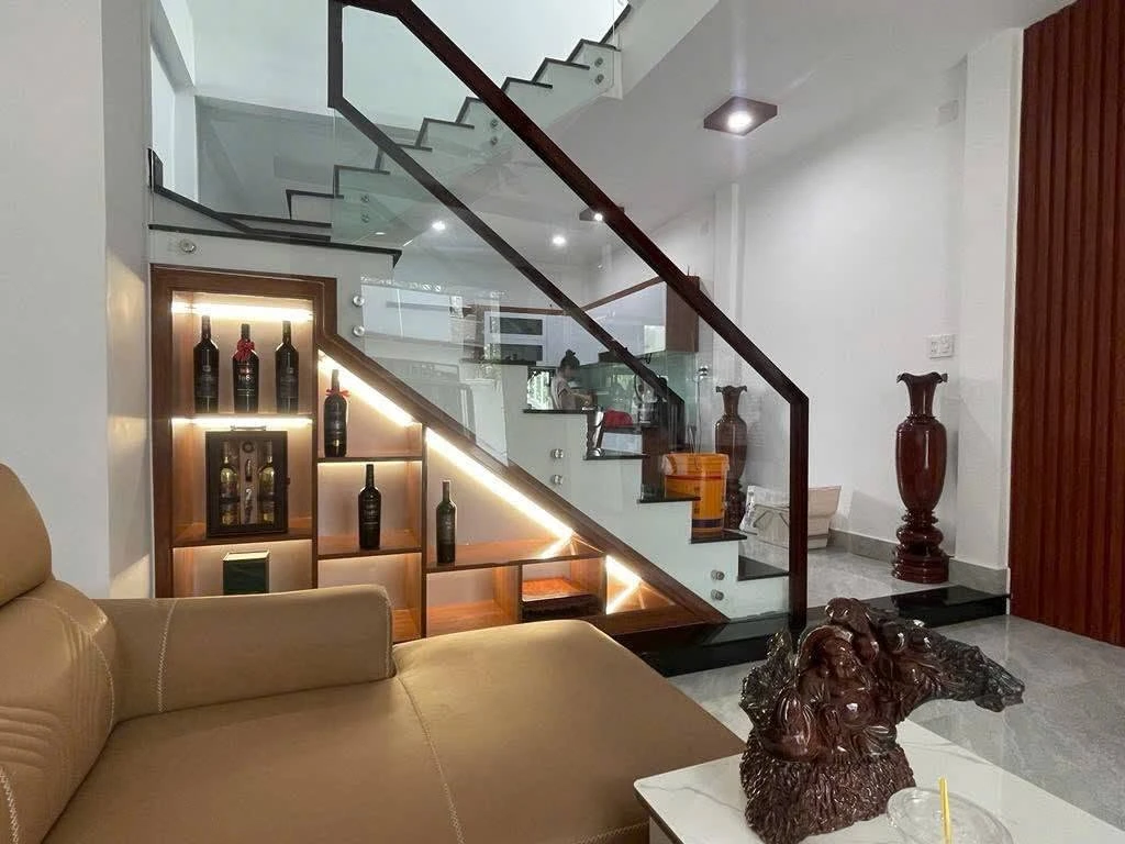 Bán nhà 3 tầng kiệt 246 Hùng Vương, Phường An Cựu, TP Huế, 62,3m², giá 3,5 tỷ - Ảnh thu nhỏ 4