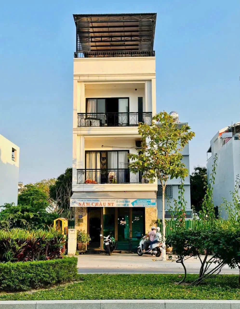 Bán nhà 4 tầng mặt tiền 110m² Nha Trang 15,5 tỷ - Ảnh 1