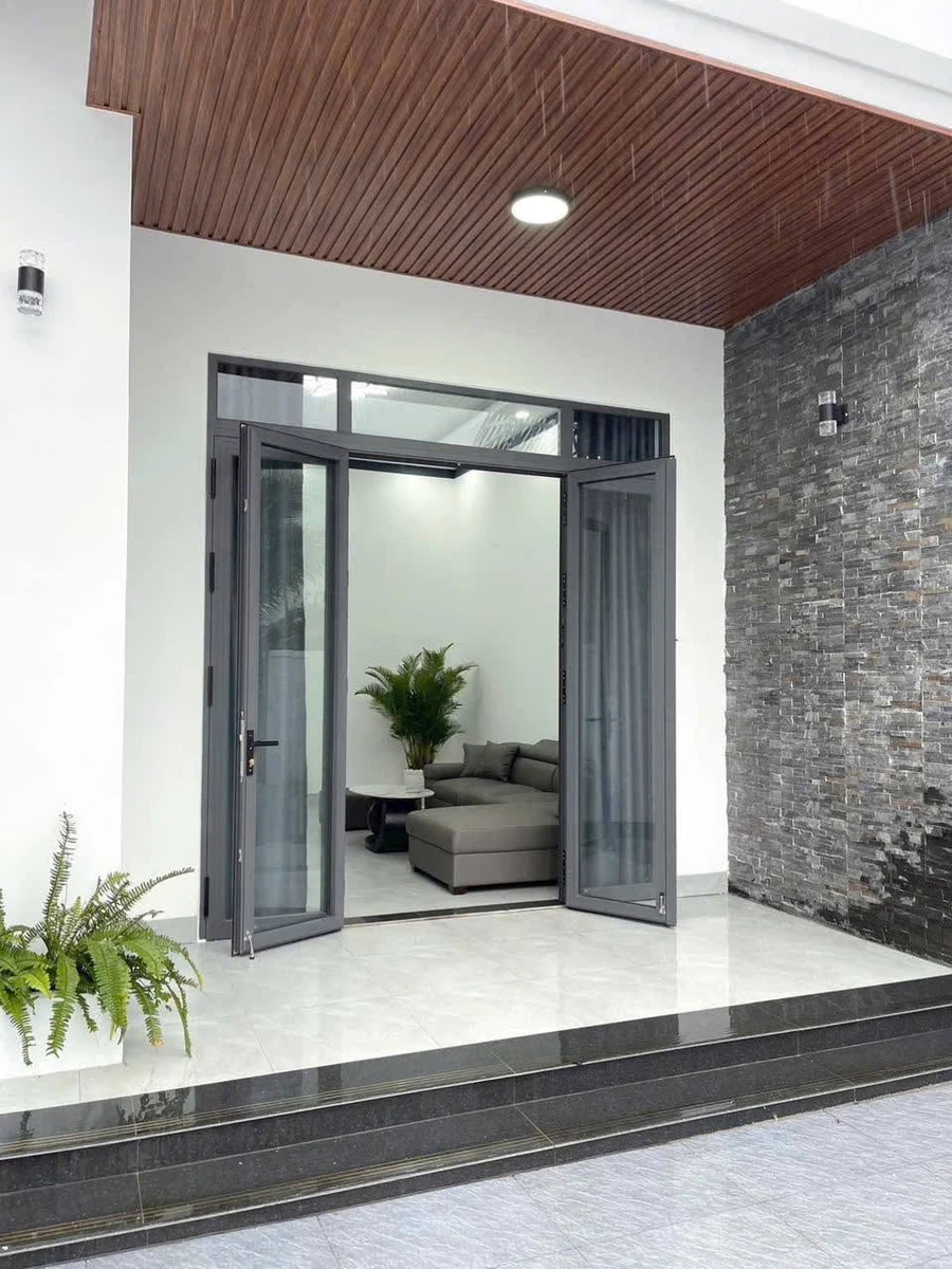 Bán nhà 3 phòng ngủ 144m² Đắk Lắk, giá 2 tỷ 150 triệu - Ảnh thu nhỏ 2
