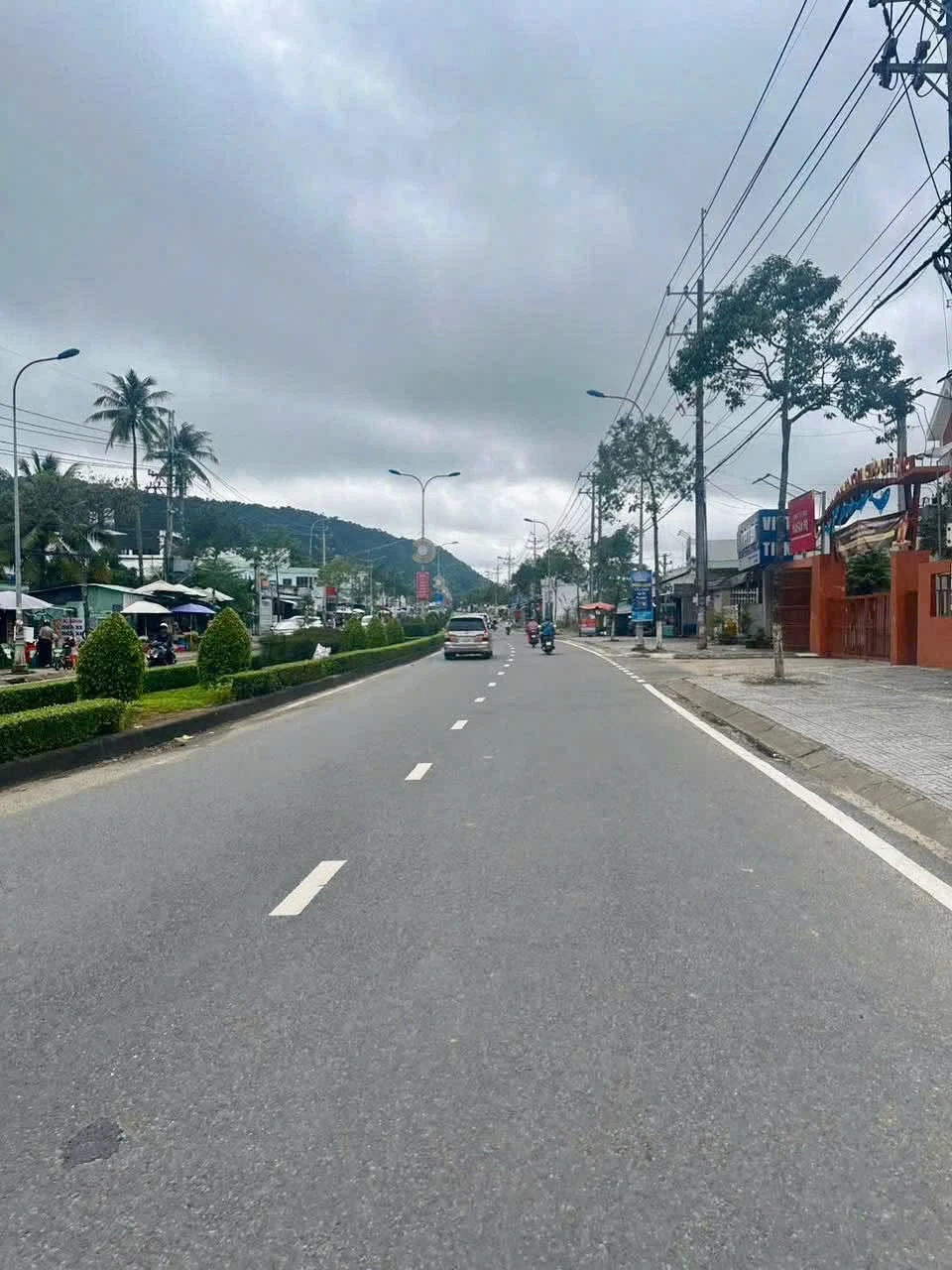 Bán lô đất thổ cư 150m2 gần Dương Đông, hơn 1 tỷ - Ảnh 1