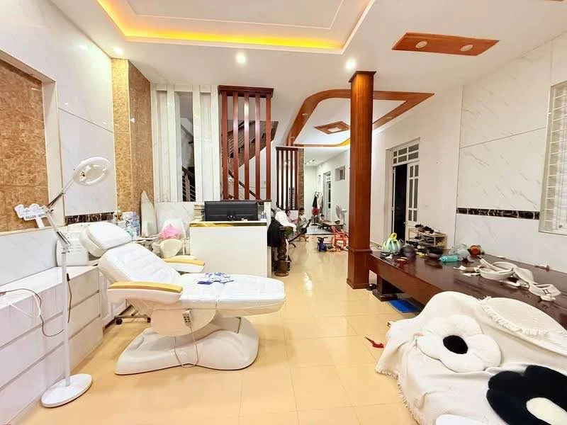 Bán nhà 3PN 119m2 đường Nguyễn Hới Vũng Tàu 7,5 tỷ - Ảnh 1
