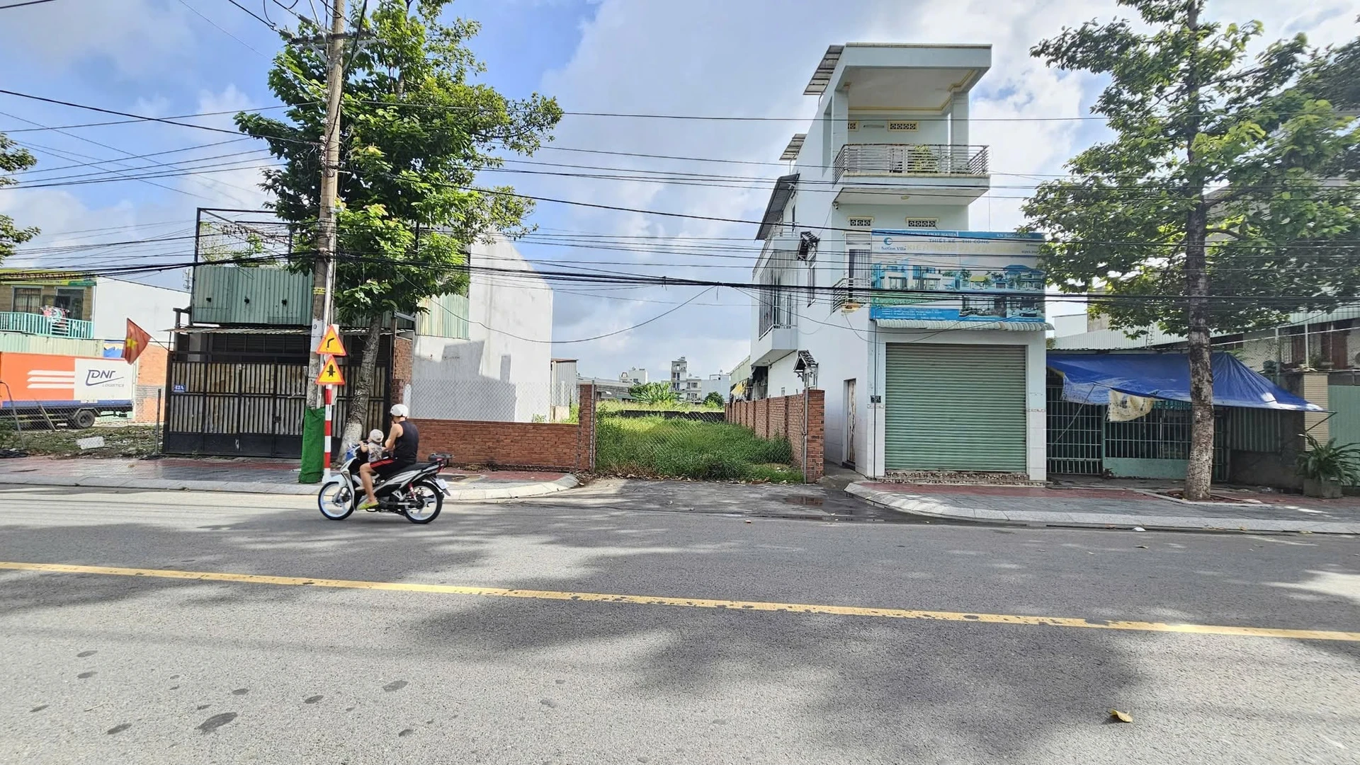Bán đất mặt tiền 141,2m² 6,5 tỷ Nguyễn Hữu Cảnh Dĩ An - Ảnh 1