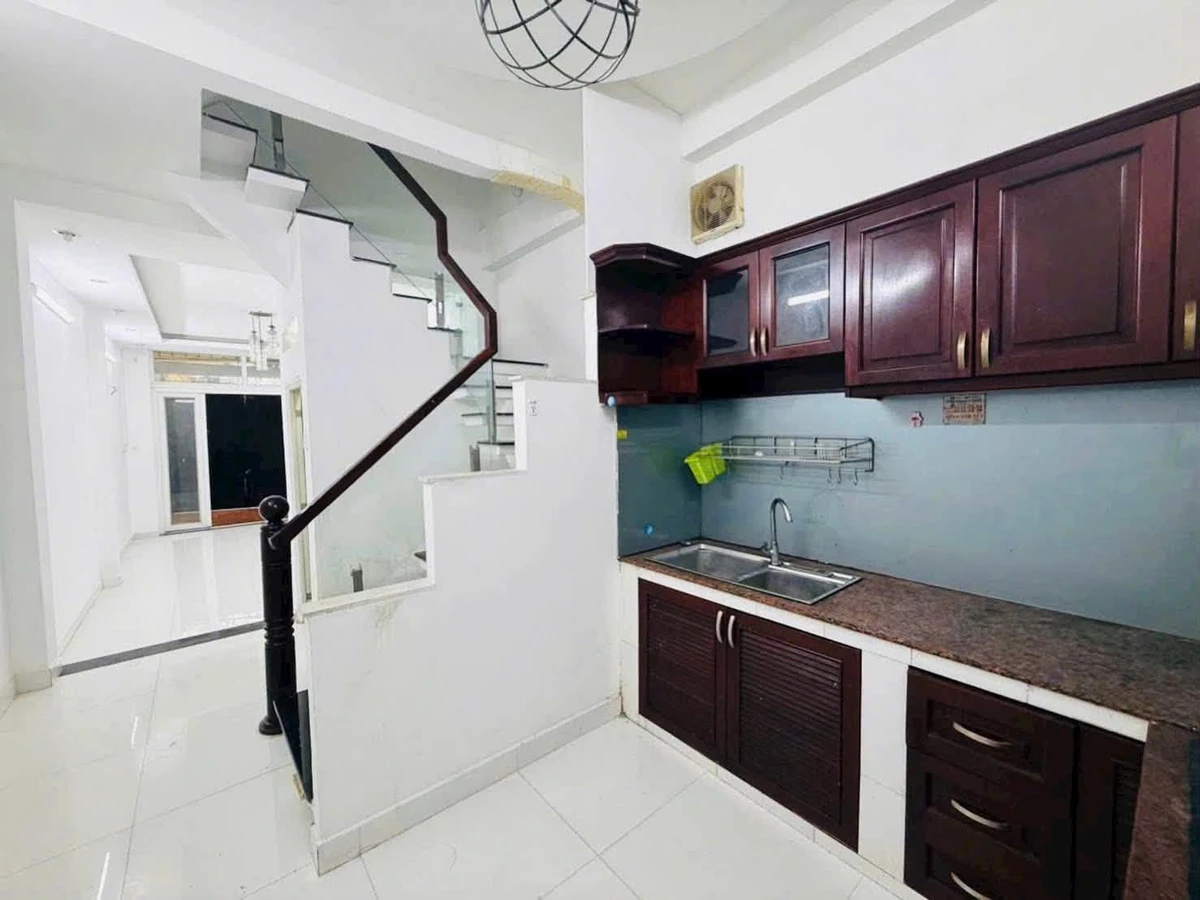 Bán nhà 4PN 3WC 50m2 Phú Nhuận gần sân bay 8 tỷ - Ảnh thu nhỏ 5