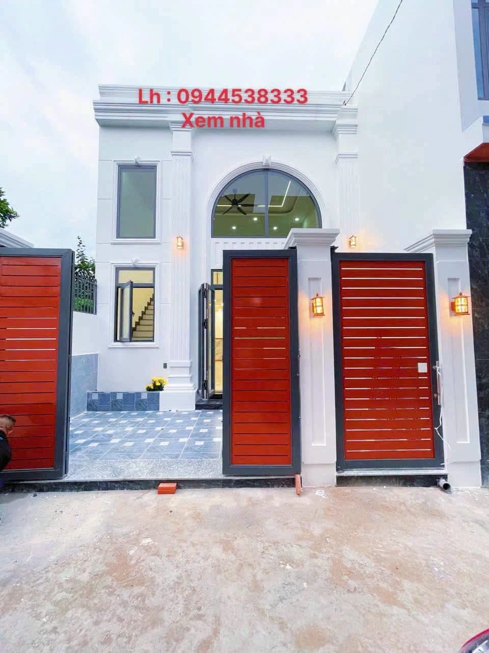 Bán nhà phố 3 phòng ngủ 104m2 giá 3 tỷ 3 Thủ Đức - Ảnh 1