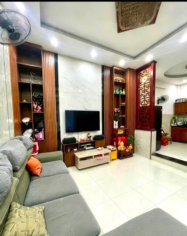Bán nhà 3 tầng 105,5m² Trần Hưng Đạo Quy Nhơn 2,39 tỷ