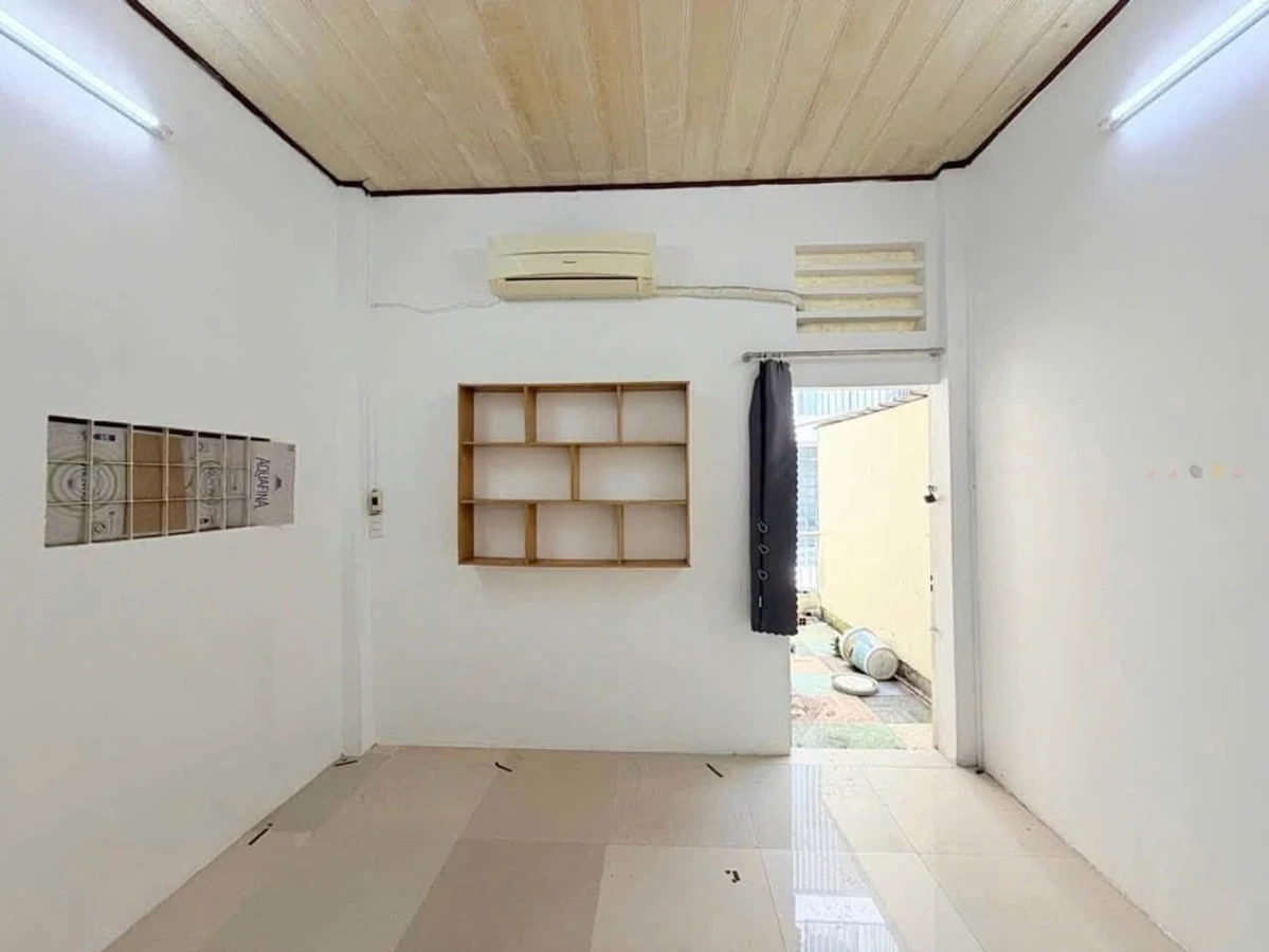 Bán nhà hẻm 2 mặt Thành Thái, Quận 10, 45m², 3PN 2WC, giá 6 tỷ hơn - Ảnh thu nhỏ 5