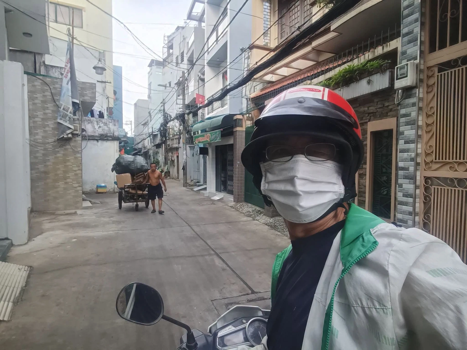 Bán nhà 3 tầng 45m2, 3PN, đường 8m gần vòng xoay Cây Gõ, Quận 11 - Ảnh 1