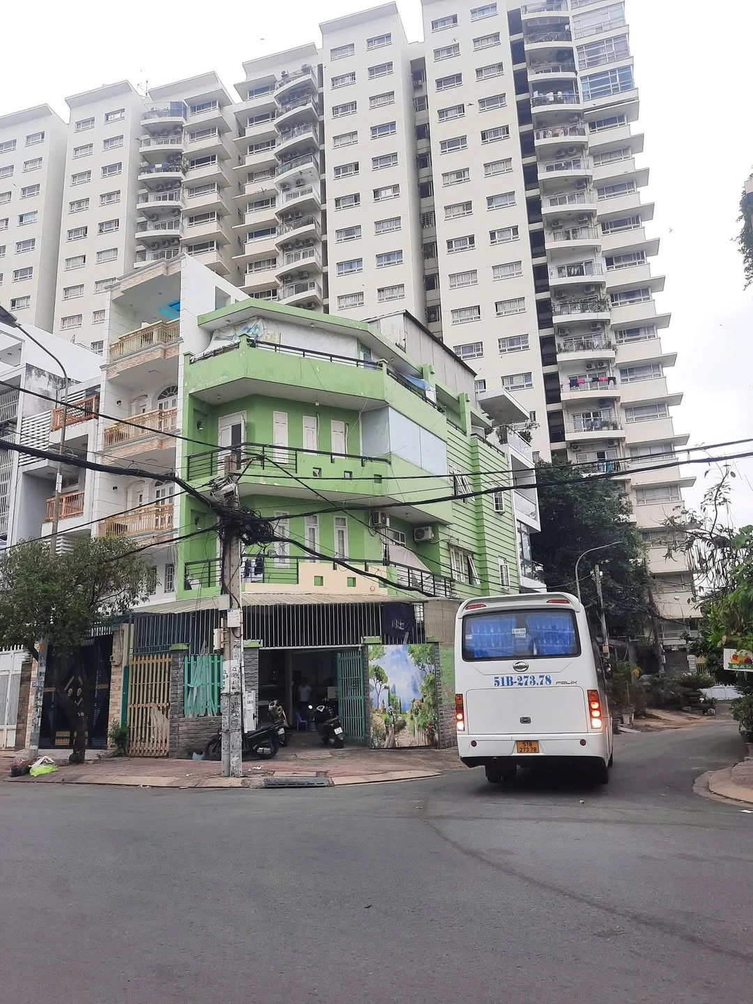 Bán nhà góc mặt tiền Chợ Lớn, Quận 6, 126m² - 17 tỷ - Ảnh 1