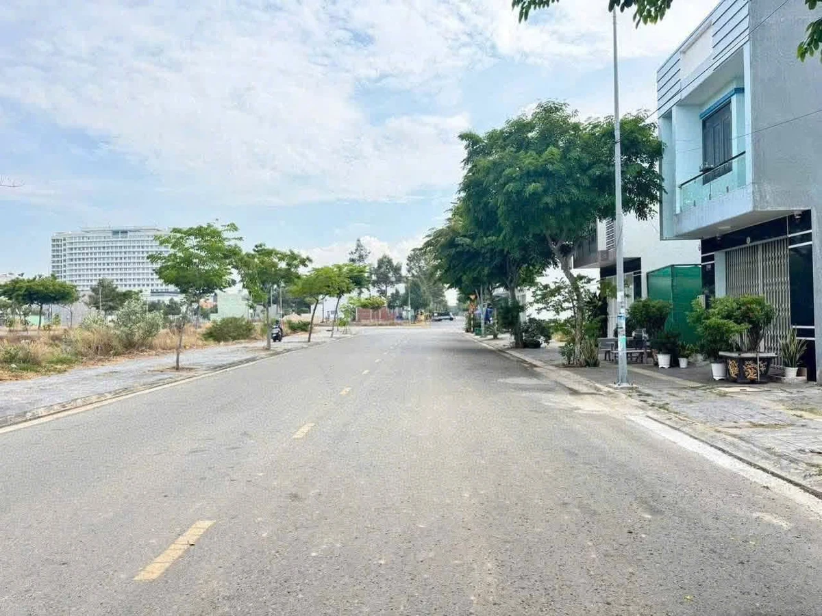 Bán nhà 1 trệt 1 lầu mặt tiền Nguyễn Thái Học, 115m2, khu TDC Bắc HL10, Long Tâm, Bà Rịa - Ảnh thu nhỏ 4