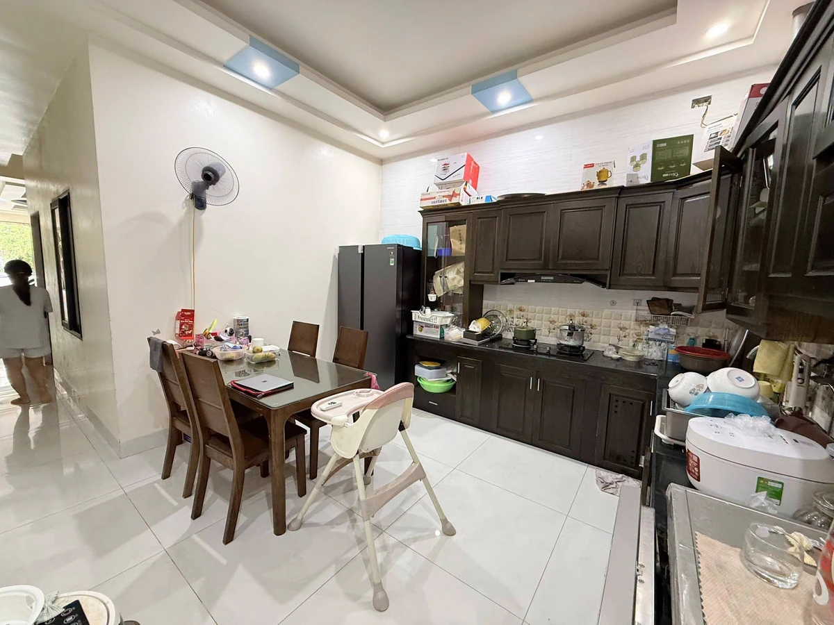 Bán nhà 2 tầng 75m2 Trần Quốc Hoàn Cốc Lếu 2,5 tỷ full nội thất - Ảnh thu nhỏ 3