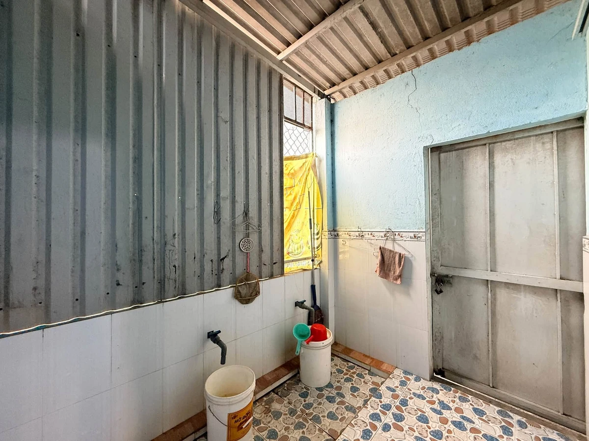 Bán nhà Bình Chánh 4x20m, nở hậu 1 tỷ 50 triệu - Ảnh thu nhỏ 5