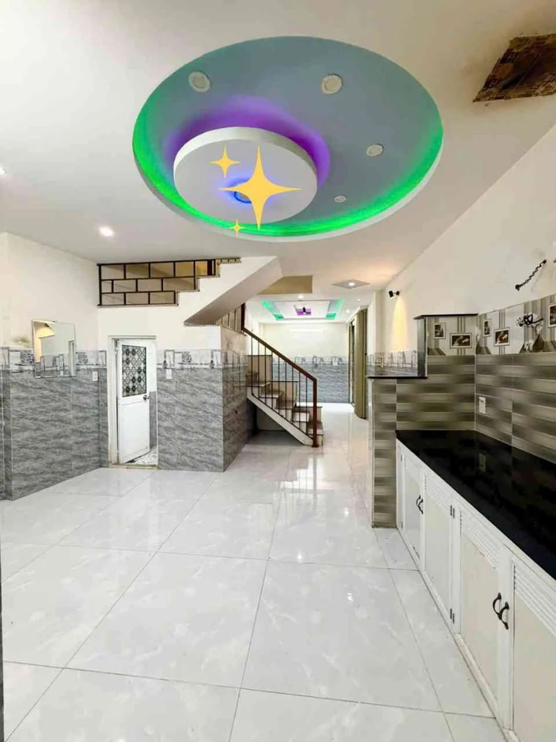 Nhà bán 4 tầng Hoàng Diệu, 41m², nhỉnh 3 tỷ - Ảnh 1