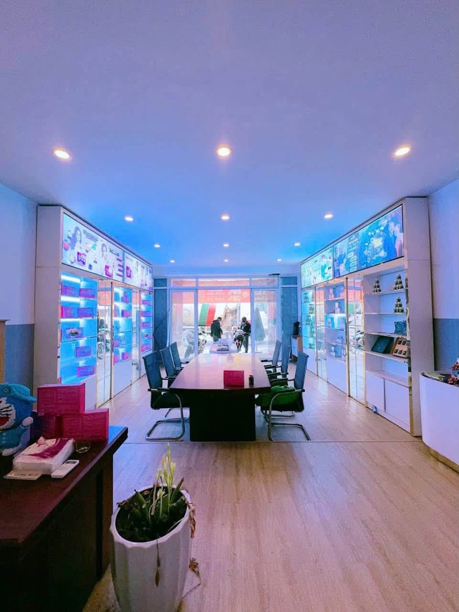 Bán nhà 3 lầu mặt tiền Nguyễn Ái Quốc, Biên Hoà, 200m² - Ảnh thu nhỏ 4
