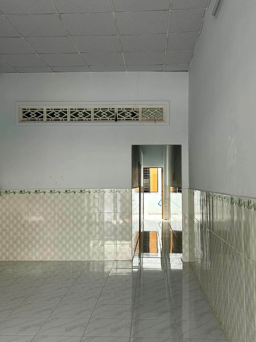 Bán nhà góc 2 mặt tiền Lý Văn Sâm, Quận 7, 103m², 3,99 tỷ - Ảnh 1