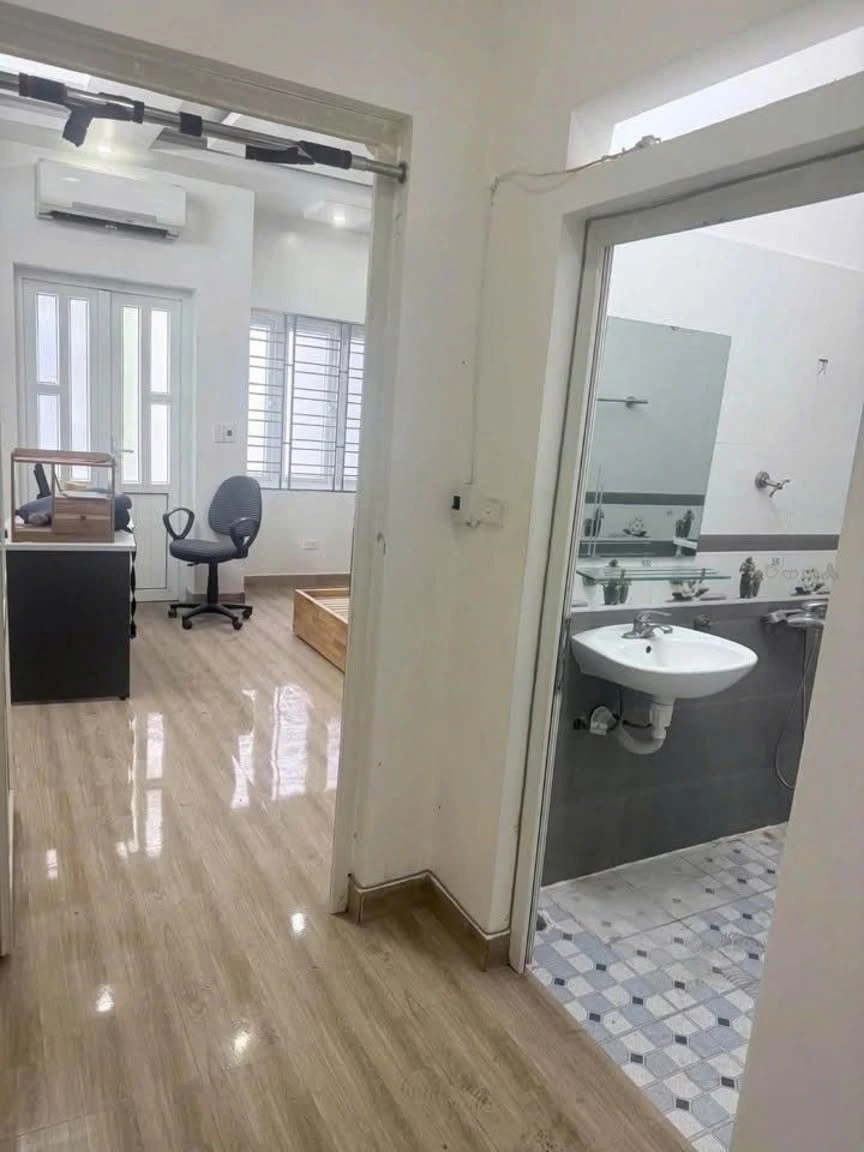Cho thuê nhà 52m2, 4 phòng ngủ Ngô Gia Tự, Hải Phòng - Ảnh thu nhỏ 3