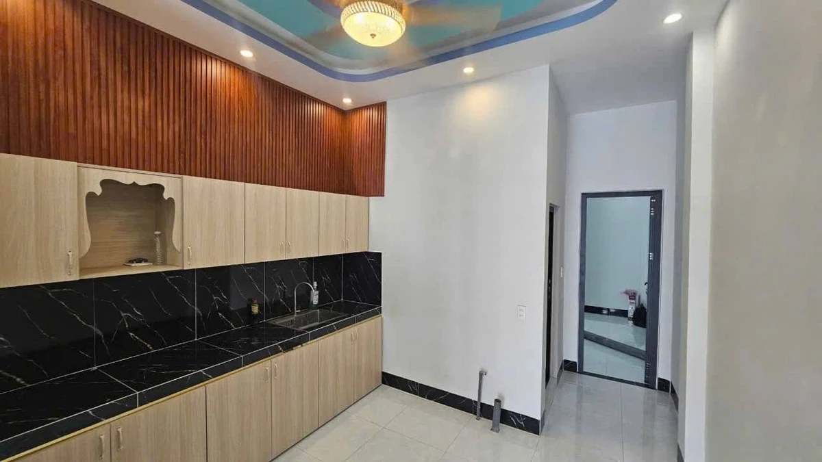 Bán nhà hẻm 55.5m² 3 phòng ngủ Nguyễn Bỉnh Khiêm, Rạch Giá 1,65 tỷ - Ảnh thu nhỏ 5