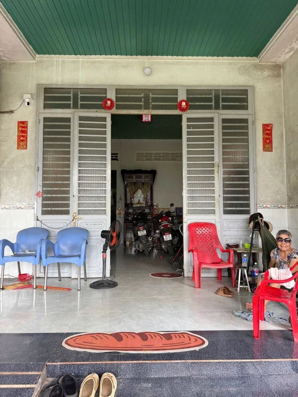 Bán nhà 2 phòng ngủ 146m2 thổ cư gần chợ Chà Là, Phường Ninh Thạnh, Tây Ninh