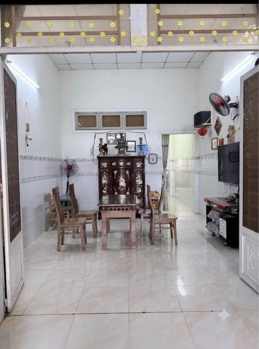 Bán nhà cấp 4 mặt tiền Võ Văn Hát 92m², giá nhỉnh 5 tỷ, Quận 9 - Ảnh 1