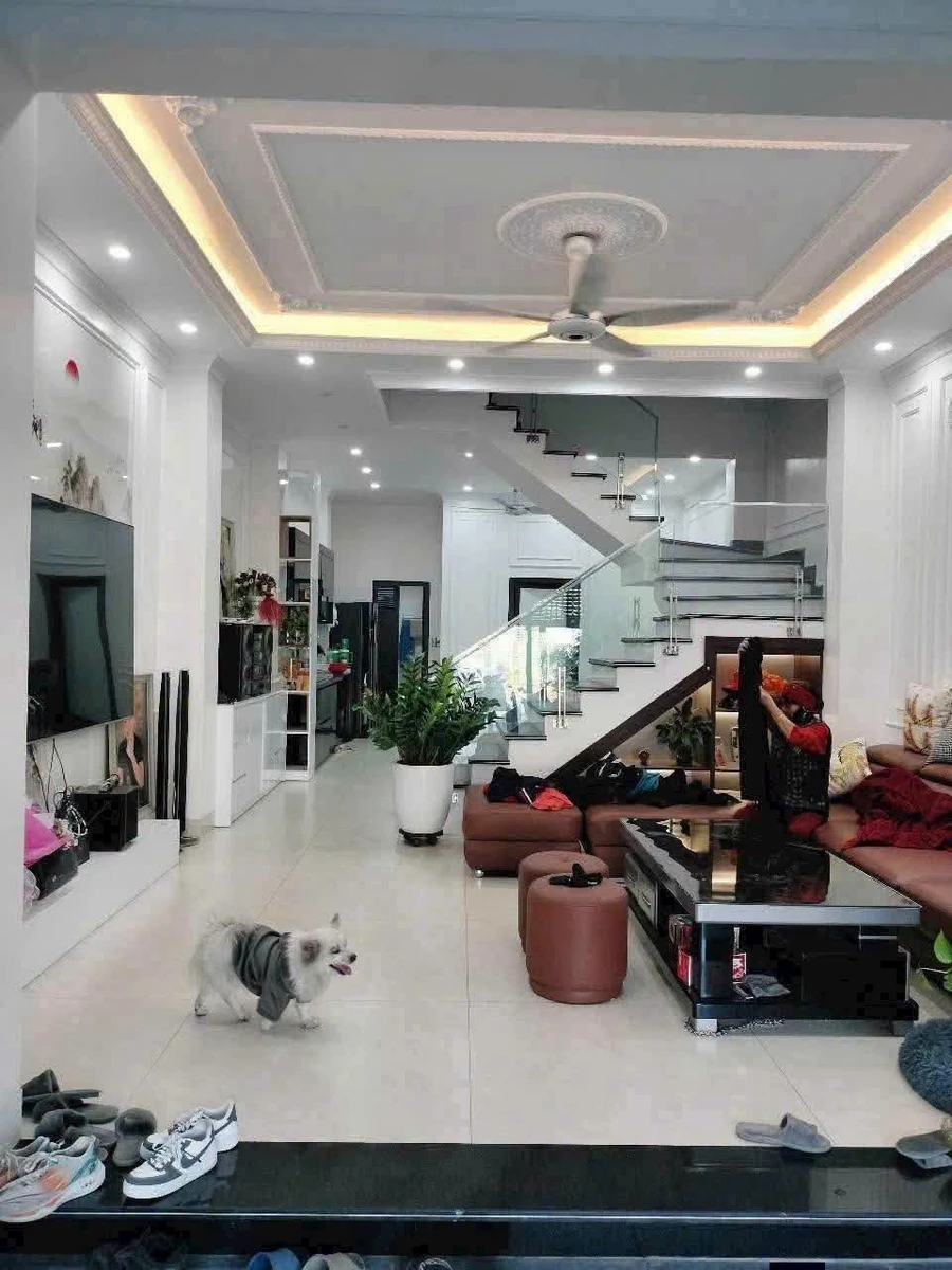 Bán nhà 3 tầng 85m² Cao Thắng 4 phòng ngủ 5 tỷ - Ảnh 1