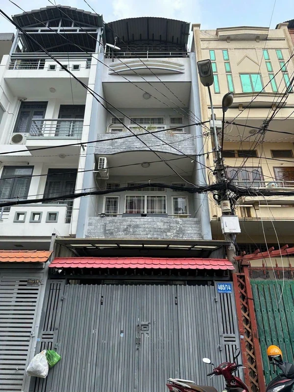 Bán nhà hẻm xe hơi 62m2 4 tầng gần Emart Phan Văn Trị, Gò Vấp, giá 15 tỷ