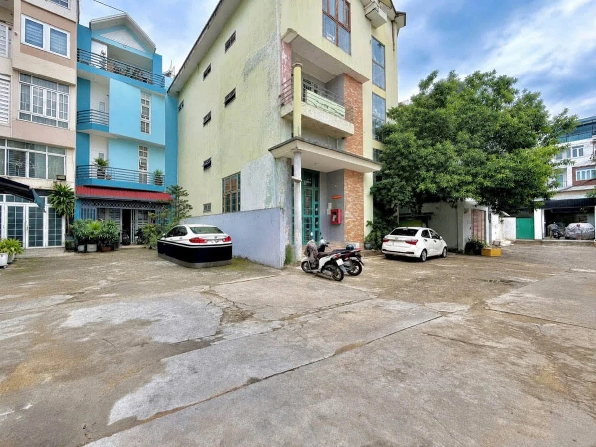 Bán nhà phố 5 tầng BTCT gần 50m2, 3PN + phòng xông hơi, Phan Xích Long, Phú Nhuận - Ảnh 1