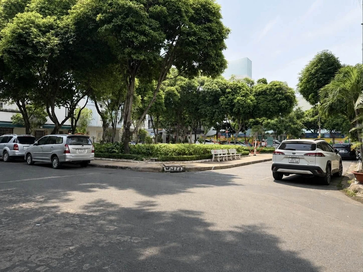 Bán nhà 4 tầng 72m² (4x18) tại Cư xá Nguyễn Hồng, Bình Thạnh giá 15,88 tỷ - Ảnh thu nhỏ 2