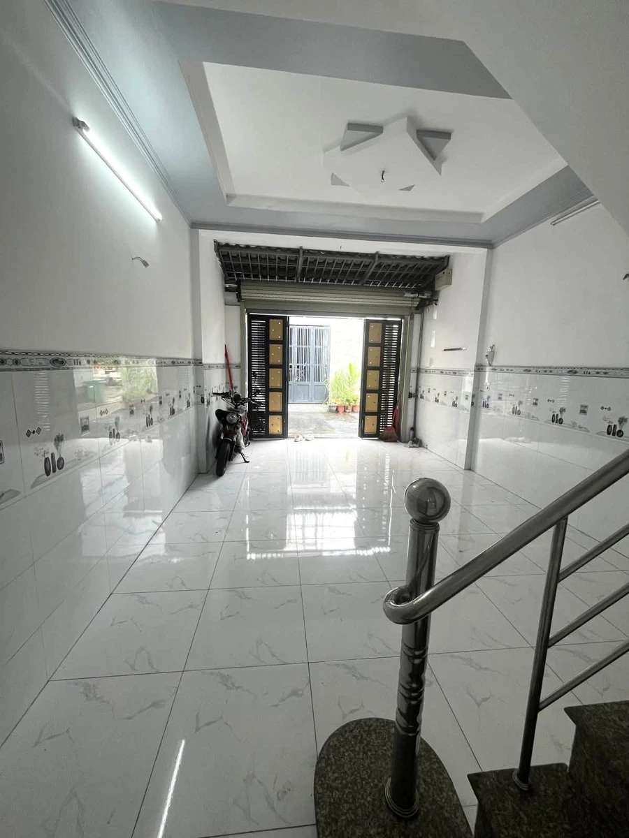 Bán nhà 2 tầng 4x13m đường Nguyễn Thị Kiêu, Thới An, Quận 12 giá 3,99 tỷ - Ảnh thu nhỏ 2