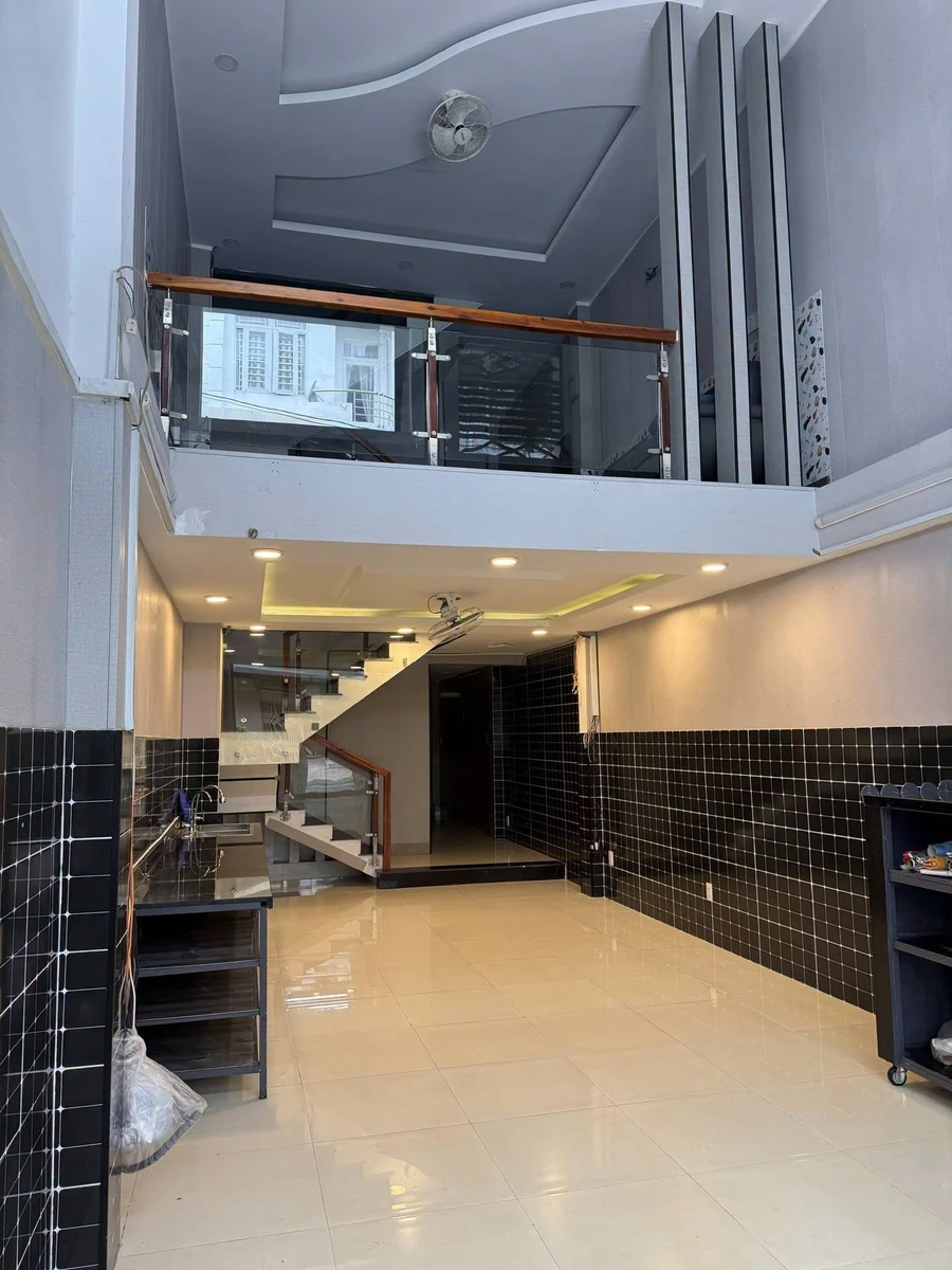 Bán nhà hẻm 227m² Bạch Đằng Tân Bình 17.5 tỷ - Ảnh thu nhỏ 3