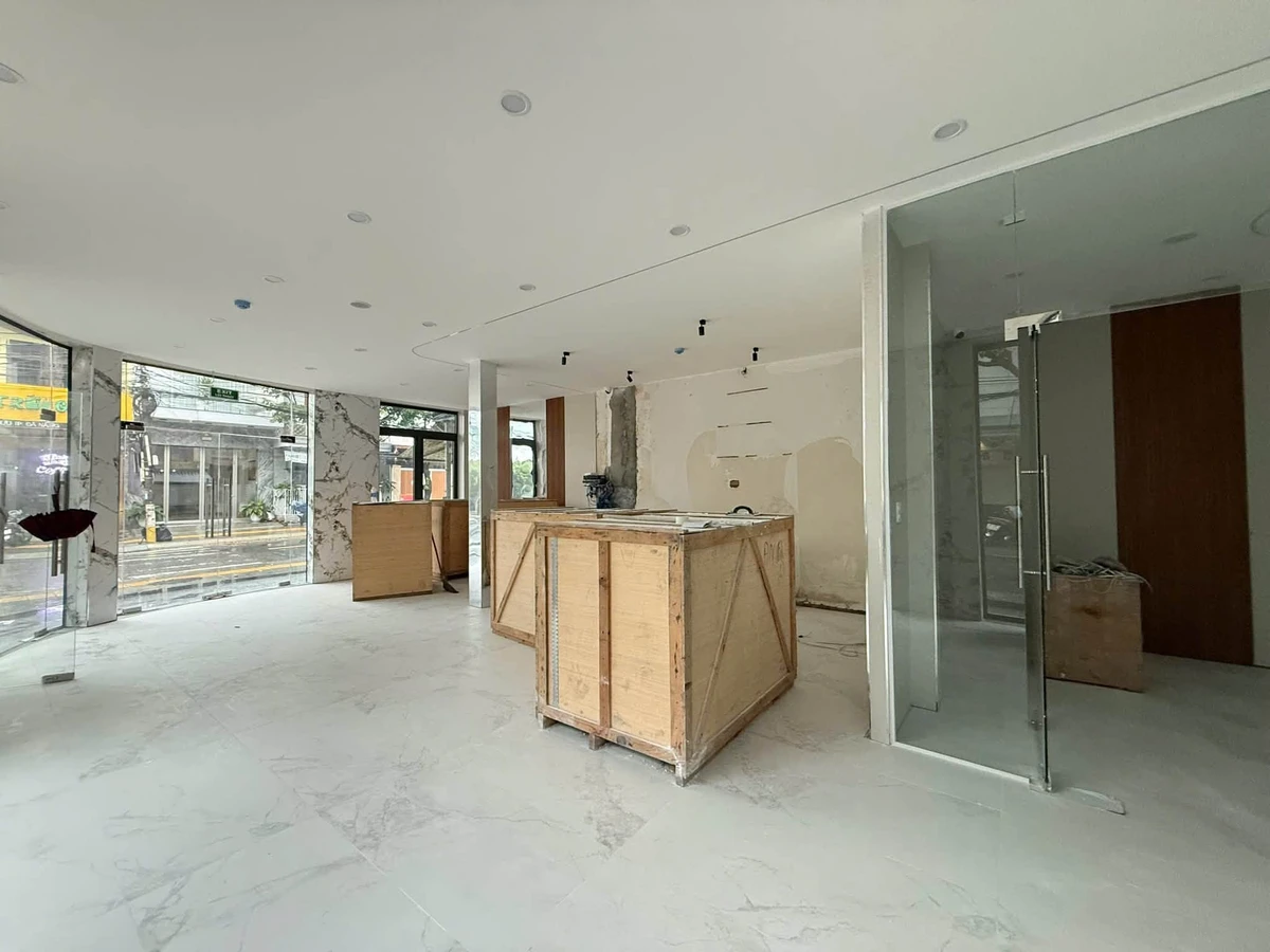 Bán nhà góc 2 mặt tiền 155m² Tố Hữu Quận 12 - Ảnh thu nhỏ 2