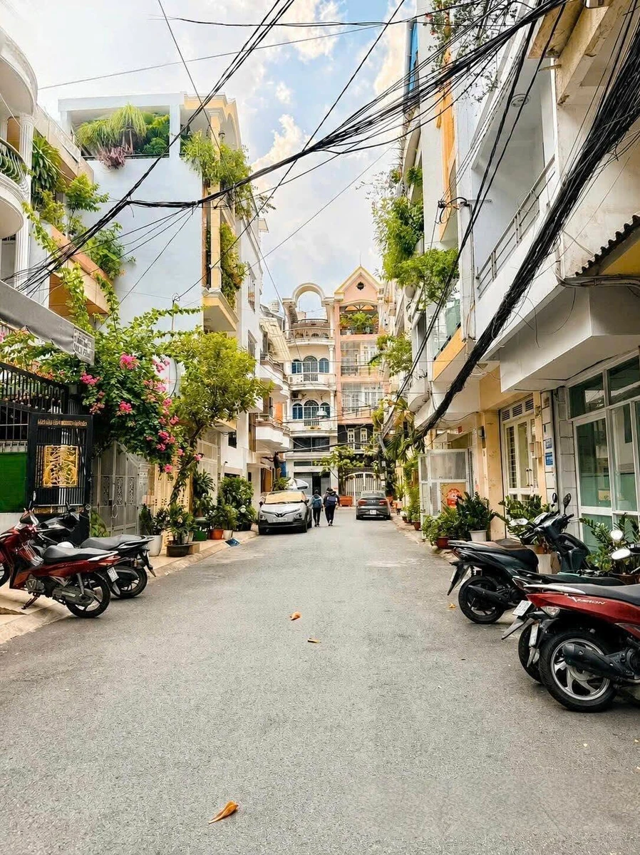 Bán nhà 5PN, 80m², 4 tầng, thang máy, Quận 10 - Ảnh 1