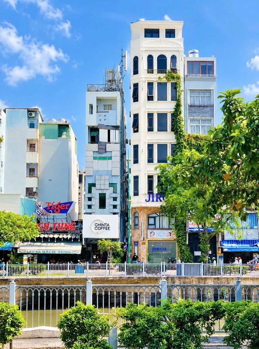 Bán nhà mặt tiền Trường Sa, Quận 3, 82.5m², 33 tỷ - Ảnh 1