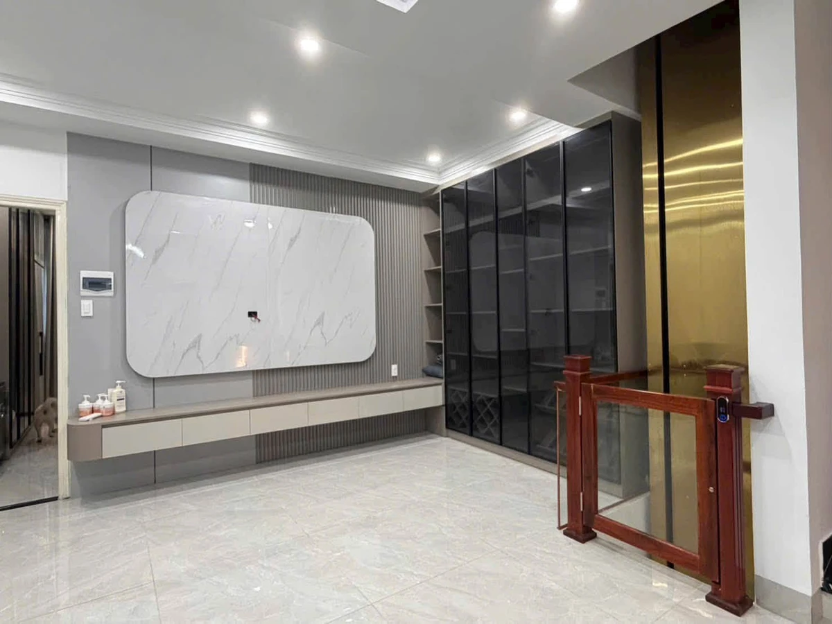 Bán nhà 4 tầng 252m² đường Lê Chân giá 12 tỷ - Ảnh thu nhỏ 4
